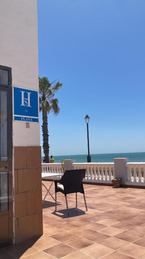 Tranvia Beach House Guest house Chipiona